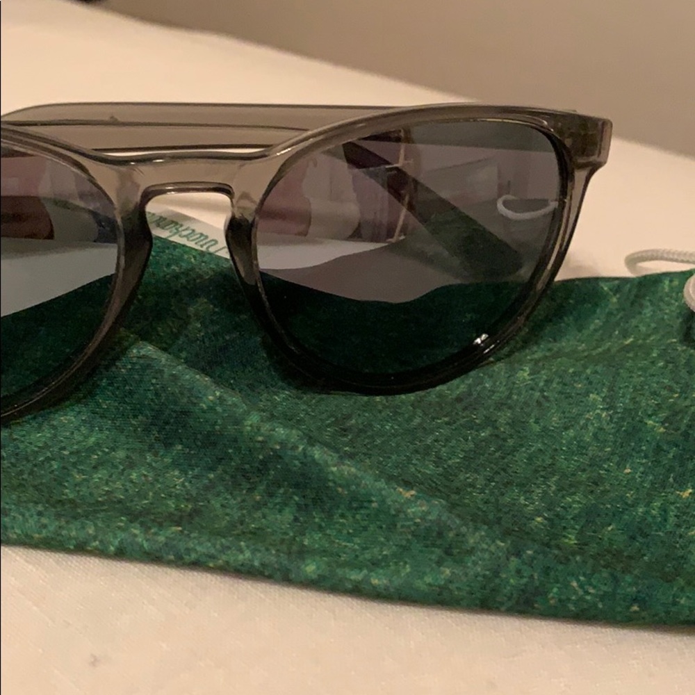 Knockaround grey mirrored sunglasses polarized